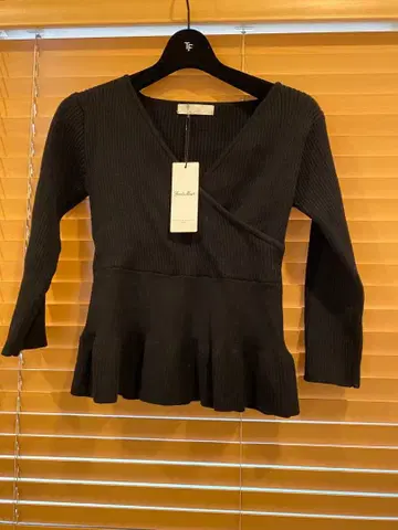 택 포함 새상품 Frees Mart 블랙 랩 스타일 니트 긴팔