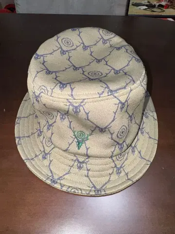 South2 West8 버킷햇