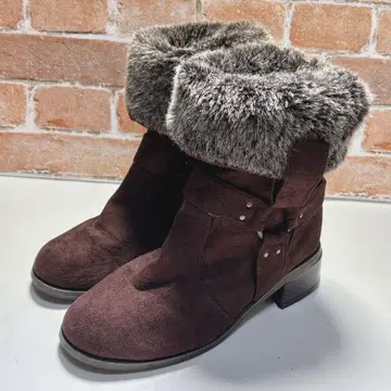 [ b.c.company ] 퍼 부츠 (24) 스웨이드 벨트