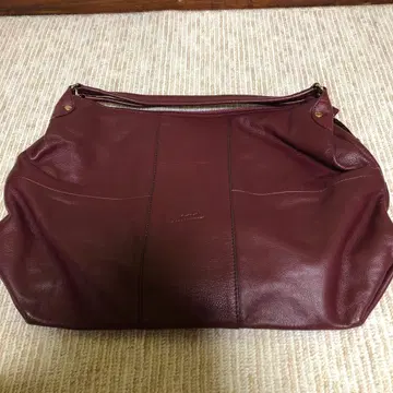 23구 버건디 숄더백