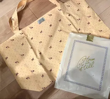 house on the hill Parent Bag Brown Horse