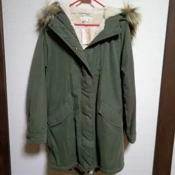 택 포함 새상품 핑크어드벤쳐 여성용 모즈 코트 카키 M 사이즈