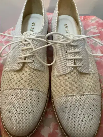 버클레이 신발 고급스럽고 엘레강트한 디자인 24cm