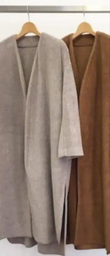 나곤스탠스 멜톤 플리스 코트