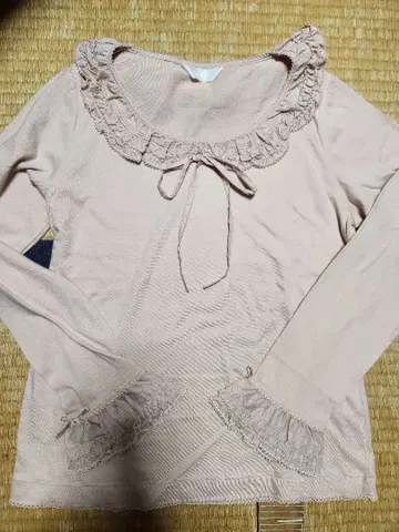 핑크하우스 더스티 핑크 피코 프릴 새틴 리본 사용 긴팔 티셔츠 M