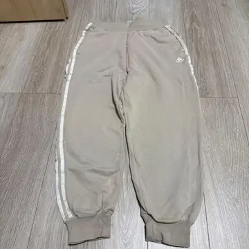 adidas 스웨트 팬츠