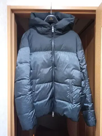 1PIU1UGUALE3 다운 자켓