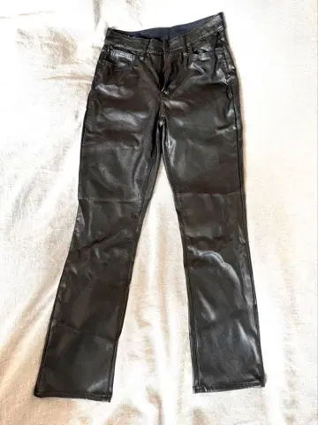 [ 중고품 ] GAP 빈티지 슬림 인조 가죽 팬츠 26 2R