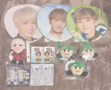 WEST 카미야마 토모히로 봉제 인형 부채 사진 아크릴 스탠드 묶음 판매