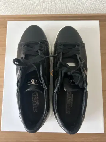 STOKTON 스니커즈