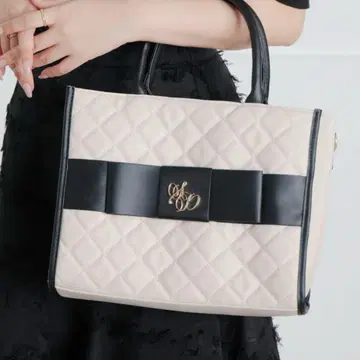 Secret Door 2way 토트백 핸드백 퀼팅