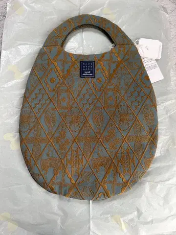 미나 페르호넨 에그백 심포니 symphony