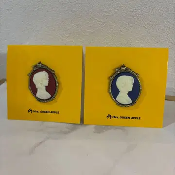 미세스 핀 배지 2개 세트