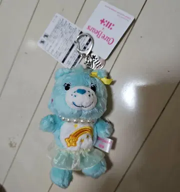 케어베어 x ILLIT 소프트 키체인 이로하