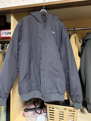 Patagonia 새상품 레어 XL사이즈 라이너드 이스마스 후디