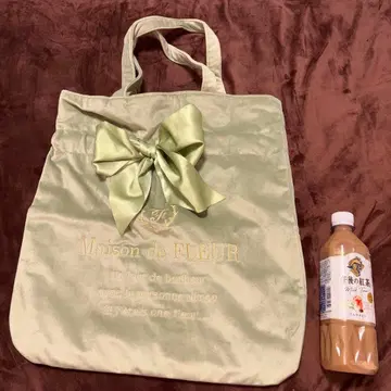 Maison de FLEUR 벨로아 소재 리본 포함 토트백