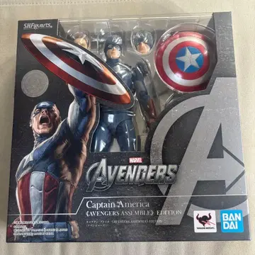 BANDAI SHFiguarts 캡틴 아메리카