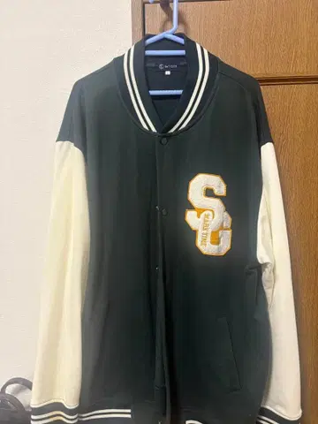 SC Stomping 바시티 자켓 M 사이즈