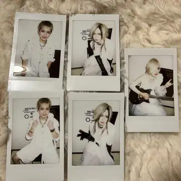 요-카 버스데이 폴라로이드 10/31