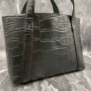 컨디션 최상 페레 모르비다 테일러 마라 악어 핸드백