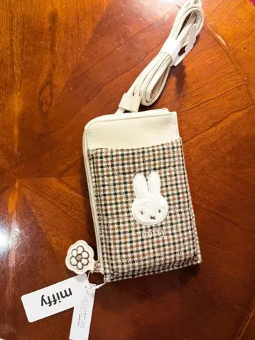 [ 새상품 ] 미피 스마트폰 숄더백 하우스텐보스