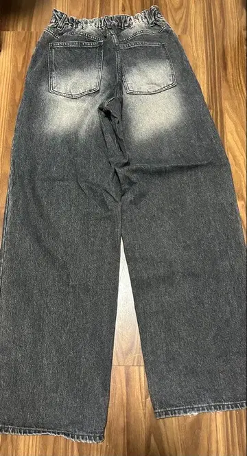 다크 그레이 와이드 레그 데님 팬츠