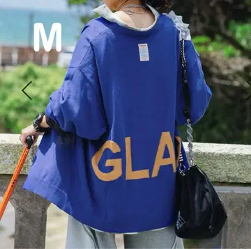 새상품 [be with M] 미사요 백 로고 가디건 블루 M