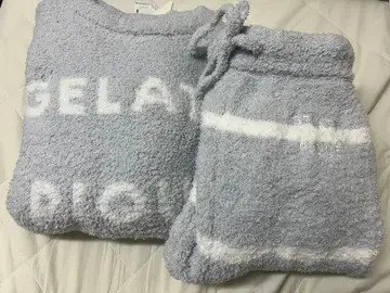 젤라또피케 여성용 파우더 로고 자카드 풀오버 & 롱 팬츠 세트