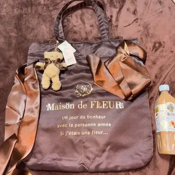 한정판 레어 Maison de FLEUR 곰돌이 부착 리본 토트백