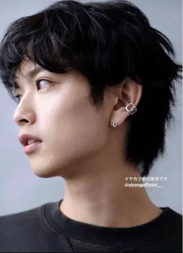 OURs STRONG VEIN EARCUFF SILVER