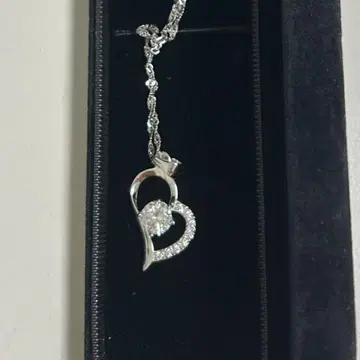 실버 하트 목걸이 케이스 포함