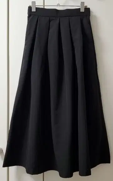 PICCIN 피칭 턱 스커트 블랙 M 사이즈