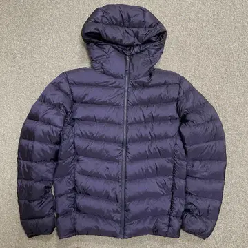 새상품급 유니클로 울트라 라이트 다운 파카 S 네이비