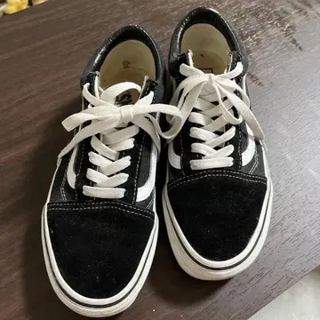 Vans 블랙/화이트 스니커즈