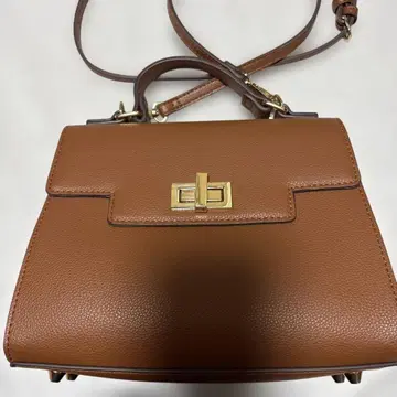 AYANO 콜라보 브라운 레더풍 숄더백