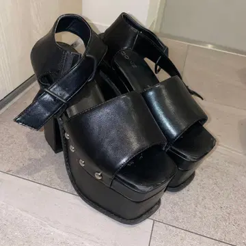 EMODA 힐 10cm 블랙 샌들 S 사이즈