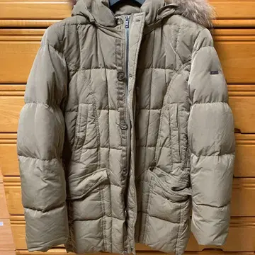 Crocodile 베이지 다운 자켓 M 사이즈