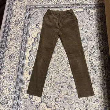 새상품급 레리움 브라운 가는 골 코듀로이 팬츠