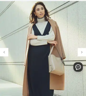 새상품급 울 압축 스무스 V넥 원피스