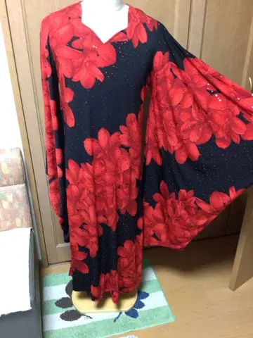 가라오케 기모노 소매 드레스