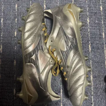 미즈노 모렐리아 네오 축구화