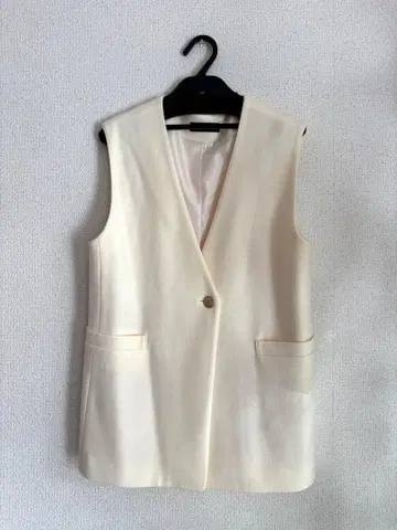 미사용 새상품 GREEN LABEL RELAXING 아이보리 베스트