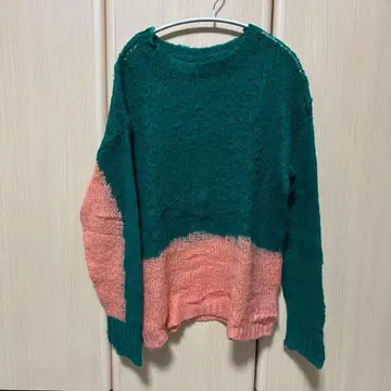 PAMM 기수역의 로우게이지 니트