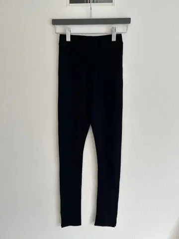 **두지엠 클라세 / 울 레깅스 (블랙)**