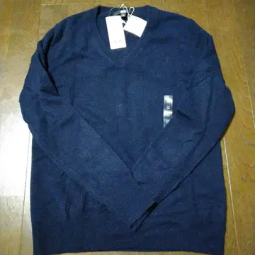 UNIQLO 캐시미어 100% 네이비 V넥 스웨터 M