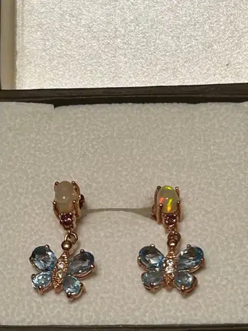 [ 하자품 ] 이케조에가레 나비 디자인 양쪽 귀걸이 작가 작품