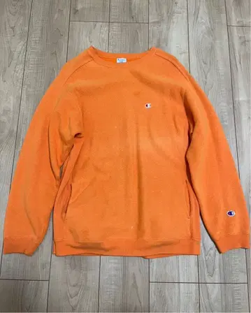 Champion 오렌지 크루넥 맨투맨