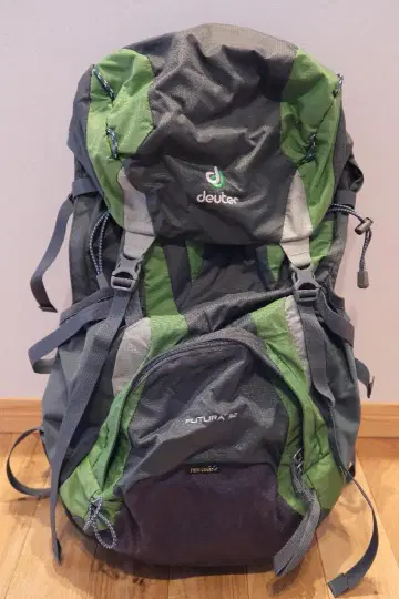 deuter FUTURA 32 백팩 그레이/그린