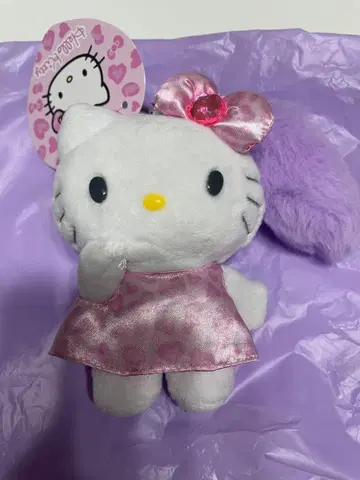 익명 배송 새상품 헬로키티 꼬리 달린 마스코트 키링 레오파드 무늬 핑크