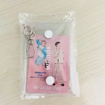 w-inds. 계속 혜택 멀티 클리어 파우치